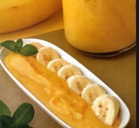 bananos en crema de naranja
