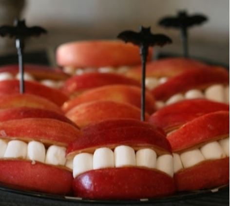 Dentaduras de manzanas y malvaviscos para Halloween