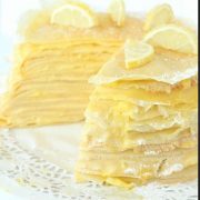 Pastel con relleno en frío de limón y miel