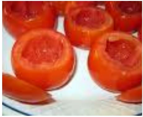 Tomatitos rellenos de crema de erizos